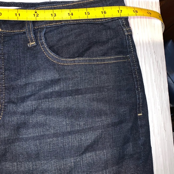 PREMIUM DENIM HP🎉LEVI’S Totally Shaping High Rise Skinny Jeans 14M NWT - Picture 8 of 16